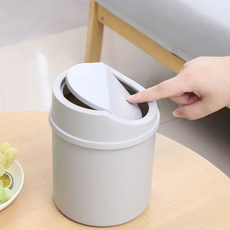 Mini Desktop Trash Can with Flip Cover – Compact Garbage Bin for Home, Office, and Workspace Organization