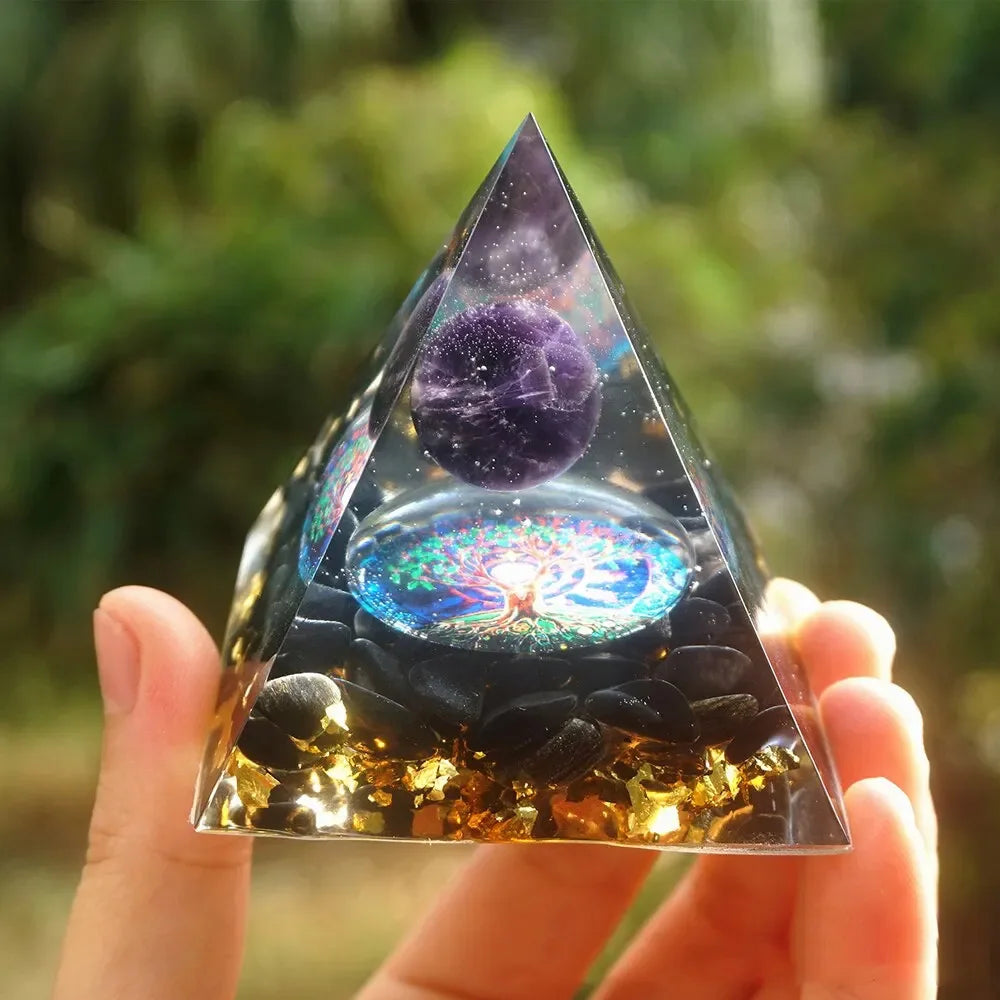 6cm Energy Pyramid with Natural Amethyst Ball – Orgonite Reiki Crystal for Chakra Healing, Meditation & Home Decoration